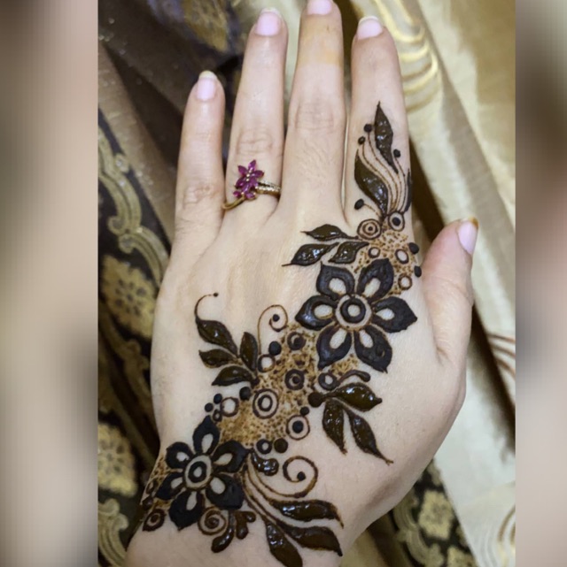 Henna Font | henna artist dubai | (home service)temporary tattoos professiona...