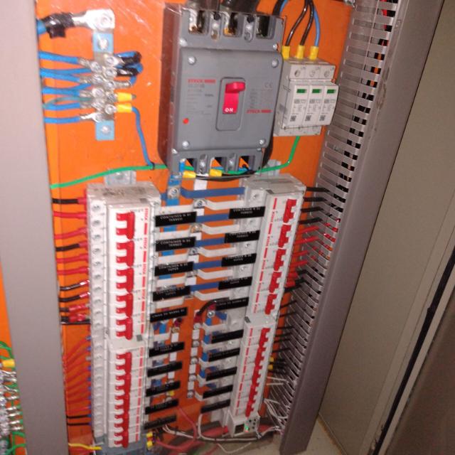 Eletricista 24 horas Moóca / Ipiranga MLG manutenção elétrica