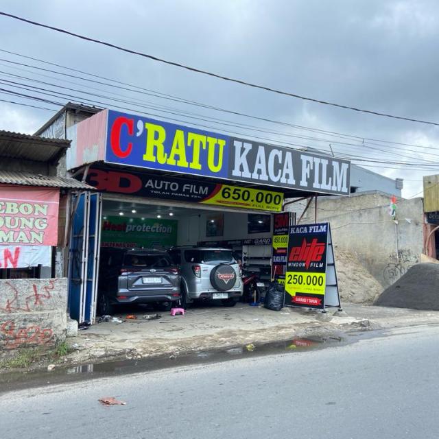 CRatu Kaca Film Jakarta Timur